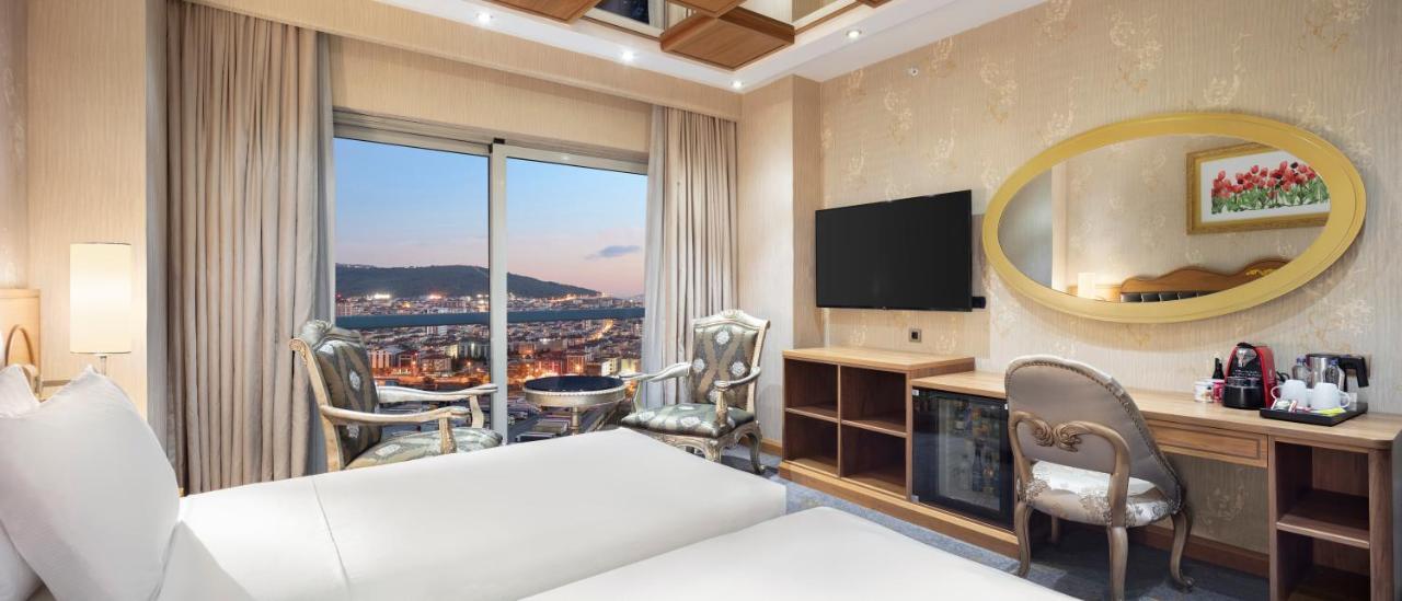 Doubletree By Hilton Istanbul Atasehir Hotel & Conference Centre Exterior foto
